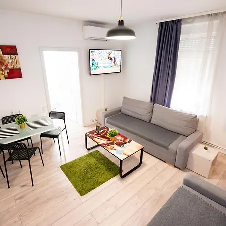 Old Town Apartament *