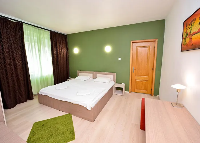 Old Town Apartment *