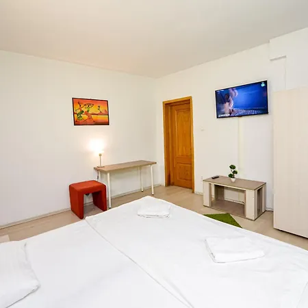 Old Town Apartment *