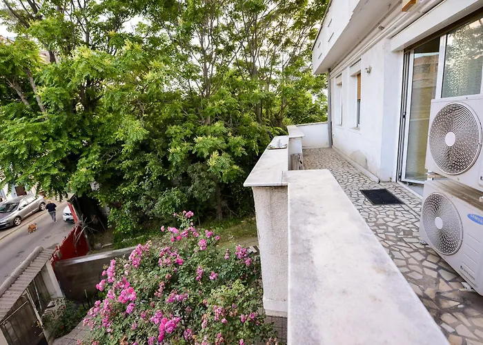 Old Town Apartman Bukarest